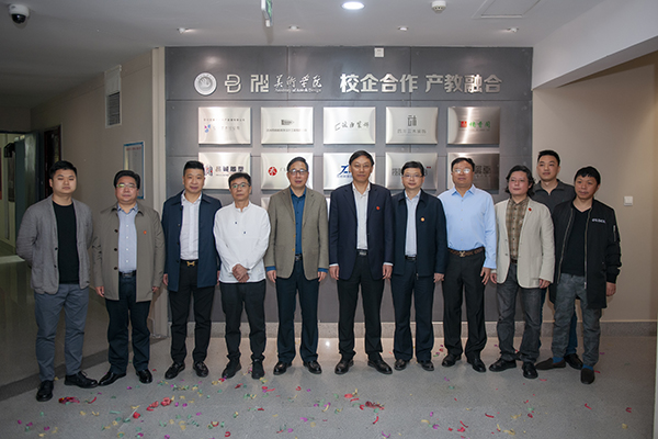 1555673579961459.jpg 1555673579961459.jpg